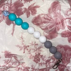 Customized silicone ball keychains